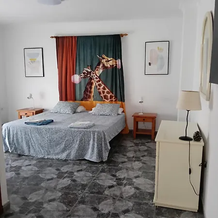 ホステル Gota De Mar ロス・アブリゴス