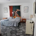 بيت شباب Gota De Mar لوس أبريغوس