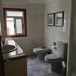 Gota De Mar بيت شباب لوس أبريغوس
