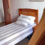 Gota De Mar بيت شباب لوس أبريغوس